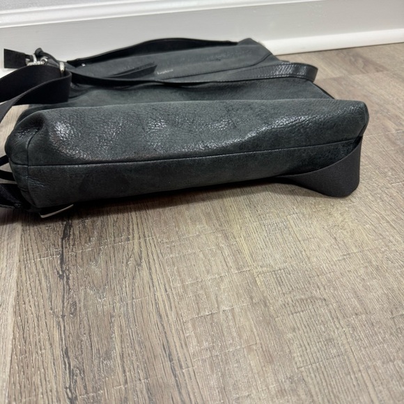 Botkier Logan Leather Hobo Purse Black Leather Crossbody Shoulder Bag - Picture 11 of 12